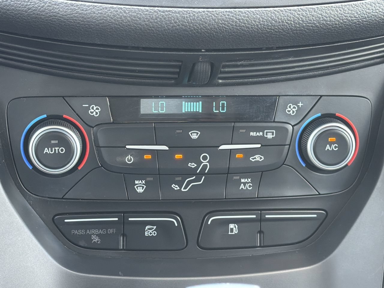 Used 2018 Ford C-MAX SE FWD image 22