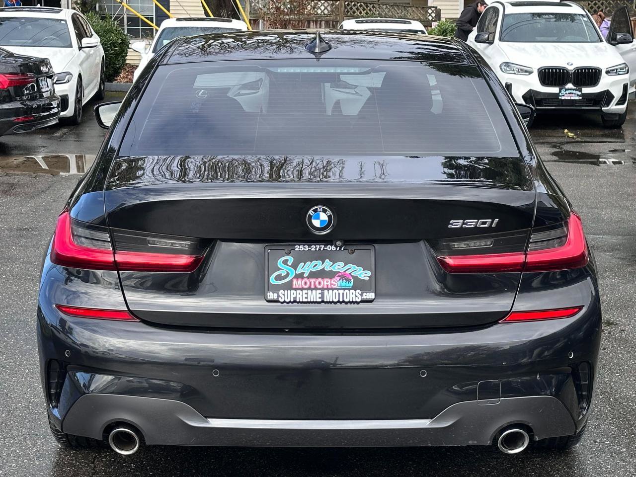 Used 2019 BMW 330i Sedan w/ M Sport Package image 10