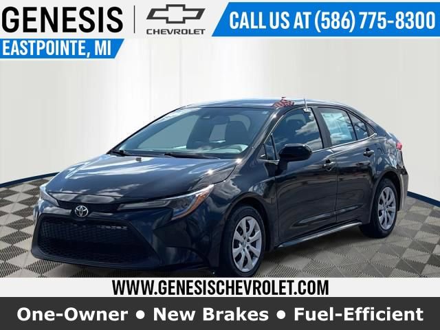Used 2022 Toyota Corolla LE image 1