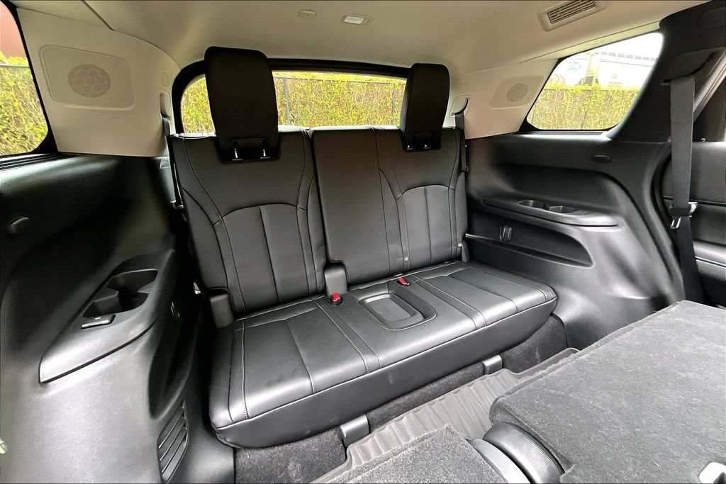 Used 2026 INFINITI QX60 Luxe w/ Cargo Package FWD image 38