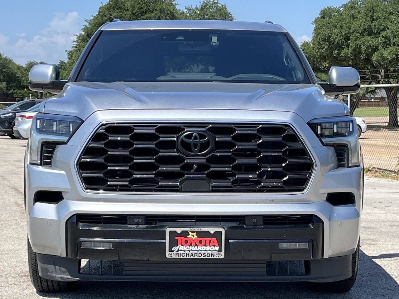 Used 2024 Toyota Sequoia Platinum AWD/4WD image 7