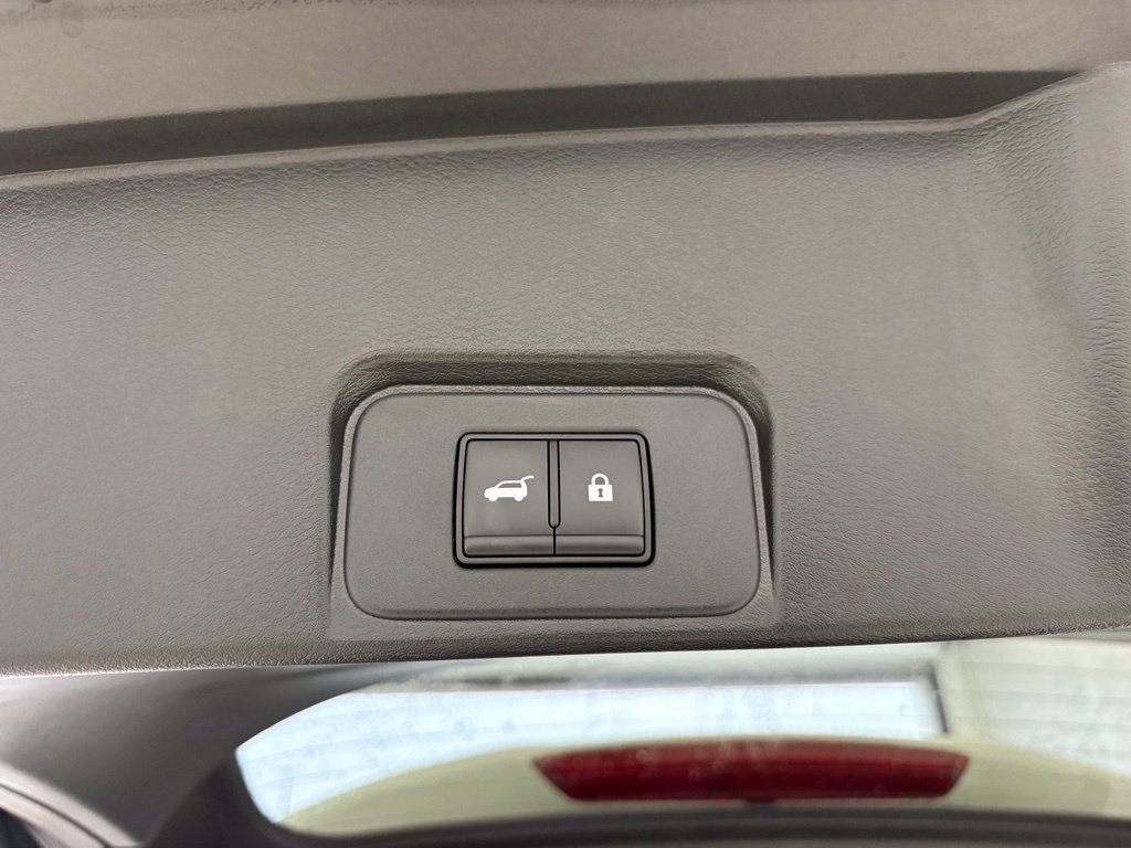 Used 2024 Nissan Rogue SV w/ SV Premium Package FWD image 44