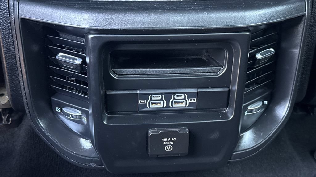 Used 2022 RAM 1500 Big Horn AWD/4WD image 39
