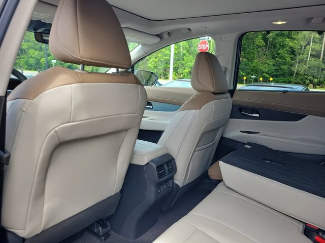 Certified 2025 Nissan Murano Platinum AWD/4WD image 11