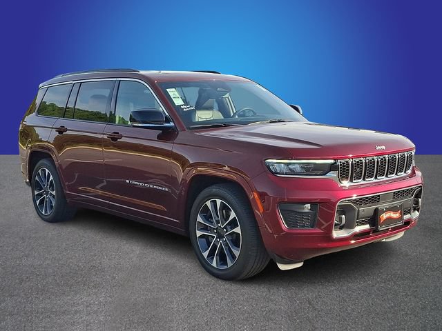 Used 2024 Jeep Grand Cherokee L Overland w/ Luxury Tech Group IV AWD/4WD image 3