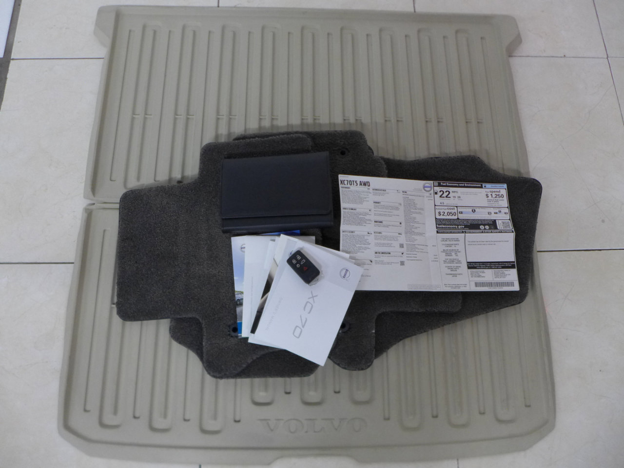 Used 2016 Volvo XC70 T5 Platinum w/ Protection Package image 69