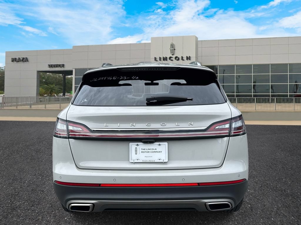 Certified 2023 Lincoln Nautilus Reserve AWD/4WD image 4