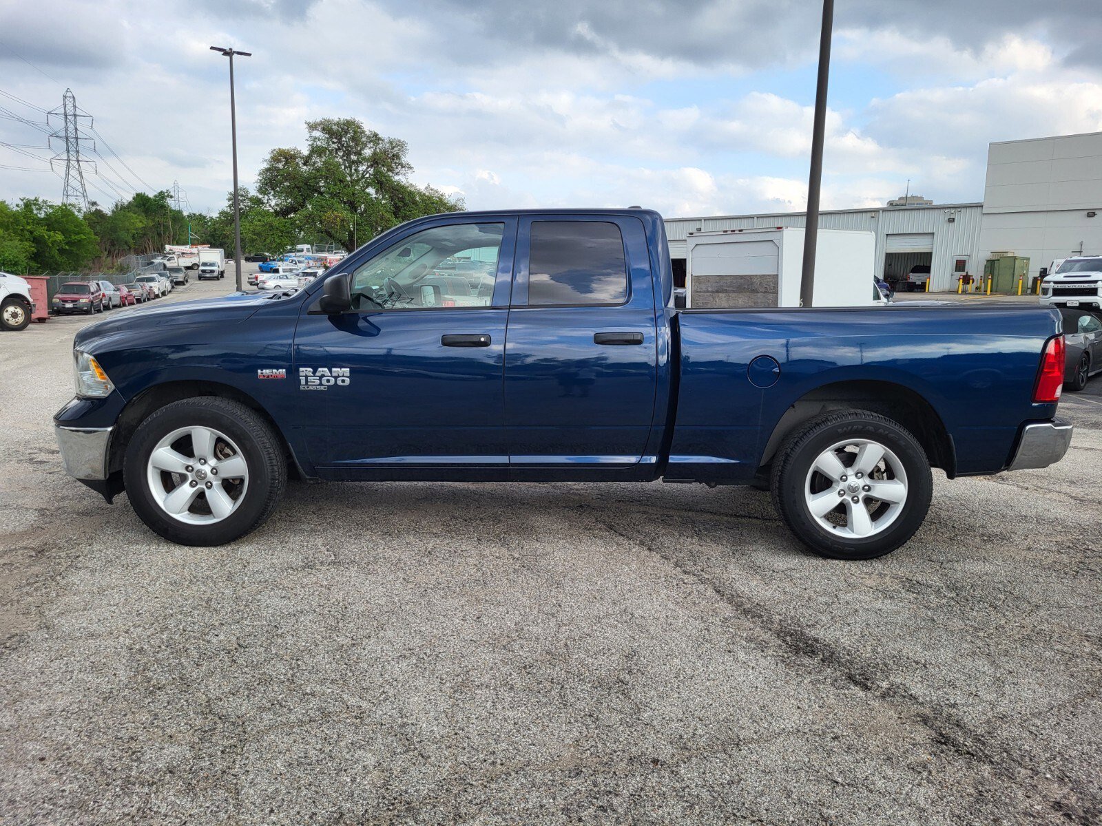 Used 2022 RAM 1500 Tradesman w/ Tradesman SXT Package RWD image 7