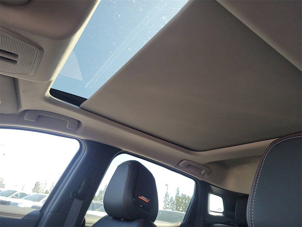 New 2026 Nissan Kicks SR w/ SR Premium Package image 11