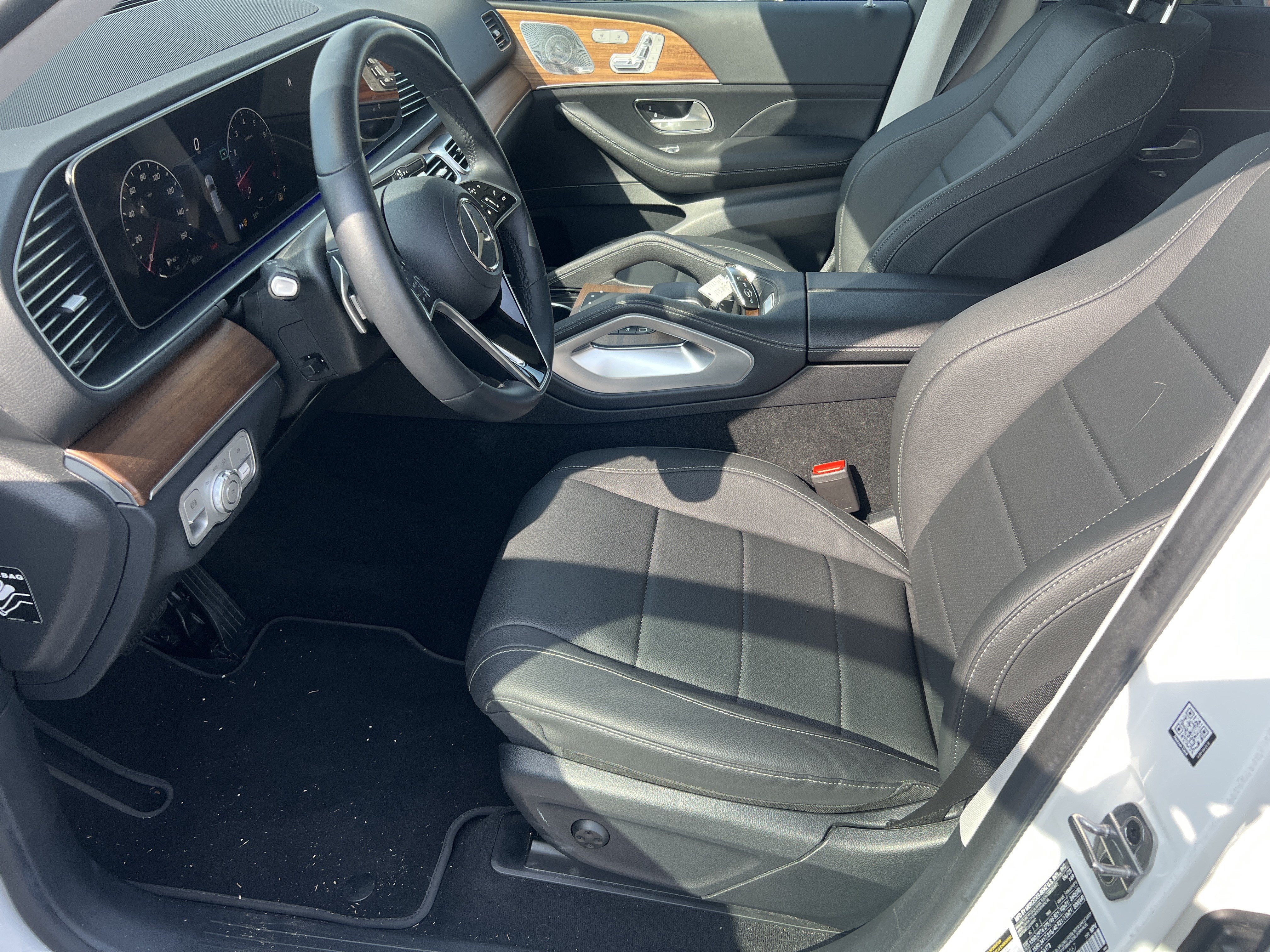 Certified 2025 Mercedes-Benz GLE 350 4MATIC image 16