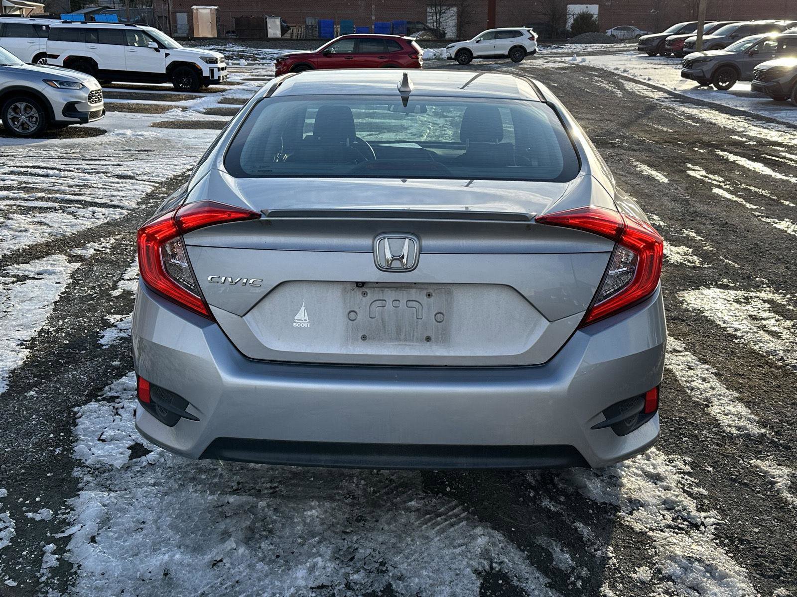 Used 2016 Honda Civic EX-T image 7