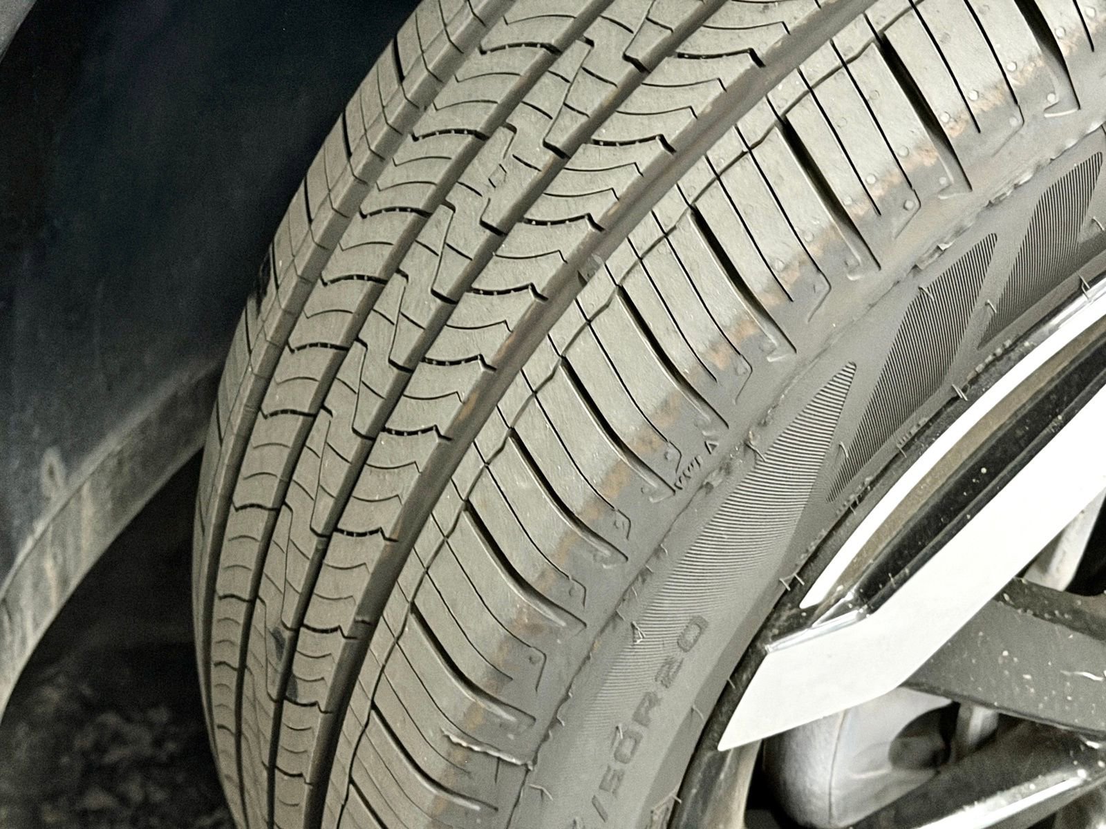 Used 2025 Kia Telluride S image 18