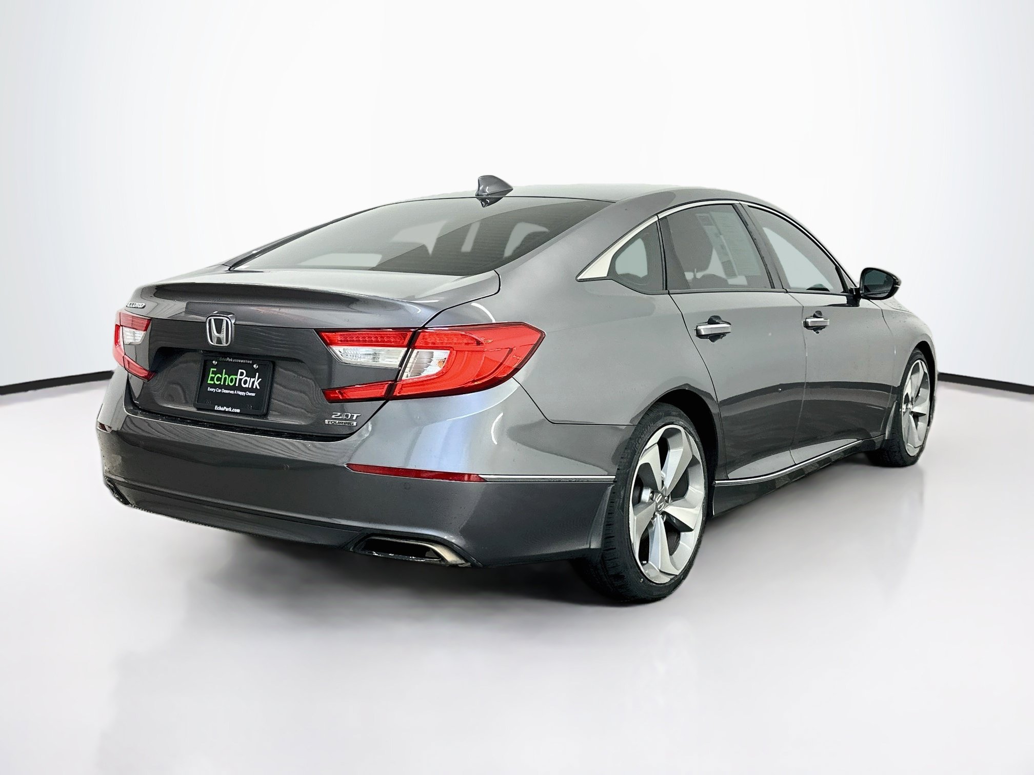 Used 2019 Honda Accord Touring image 9