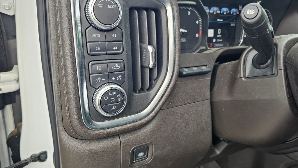 Used 2020 GMC Sierra 2500 Denali w/ Denali Ultimate Package image 10