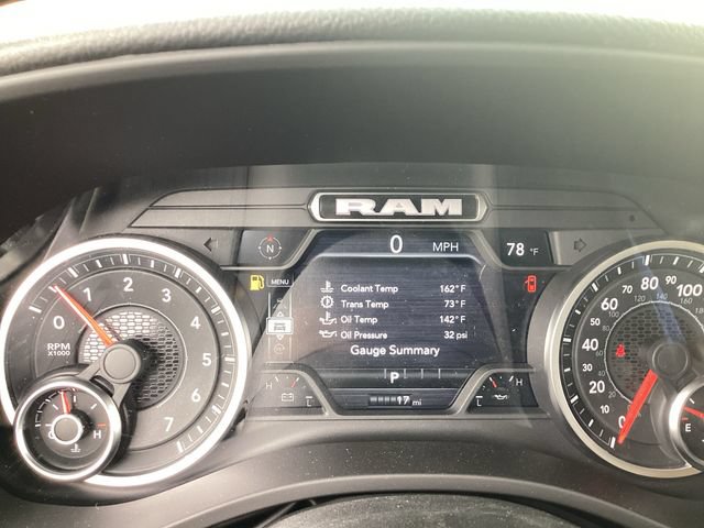 New 2026 RAM 1500 Express AWD/4WD image 17