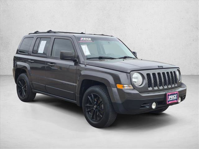 Used 2014 Jeep Patriot Latitude w/ Sun/Sound Group AWD/4WD video 3