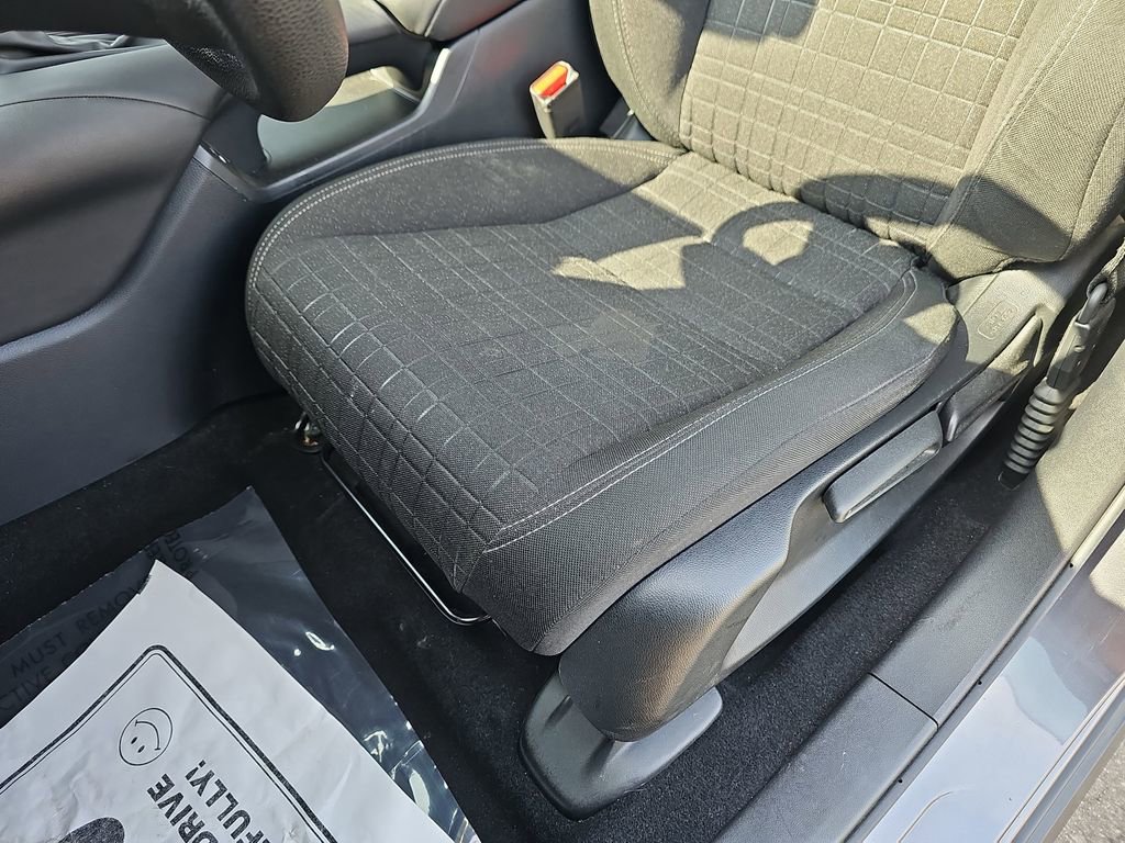 Used 2024 Honda HR-V LX image 31