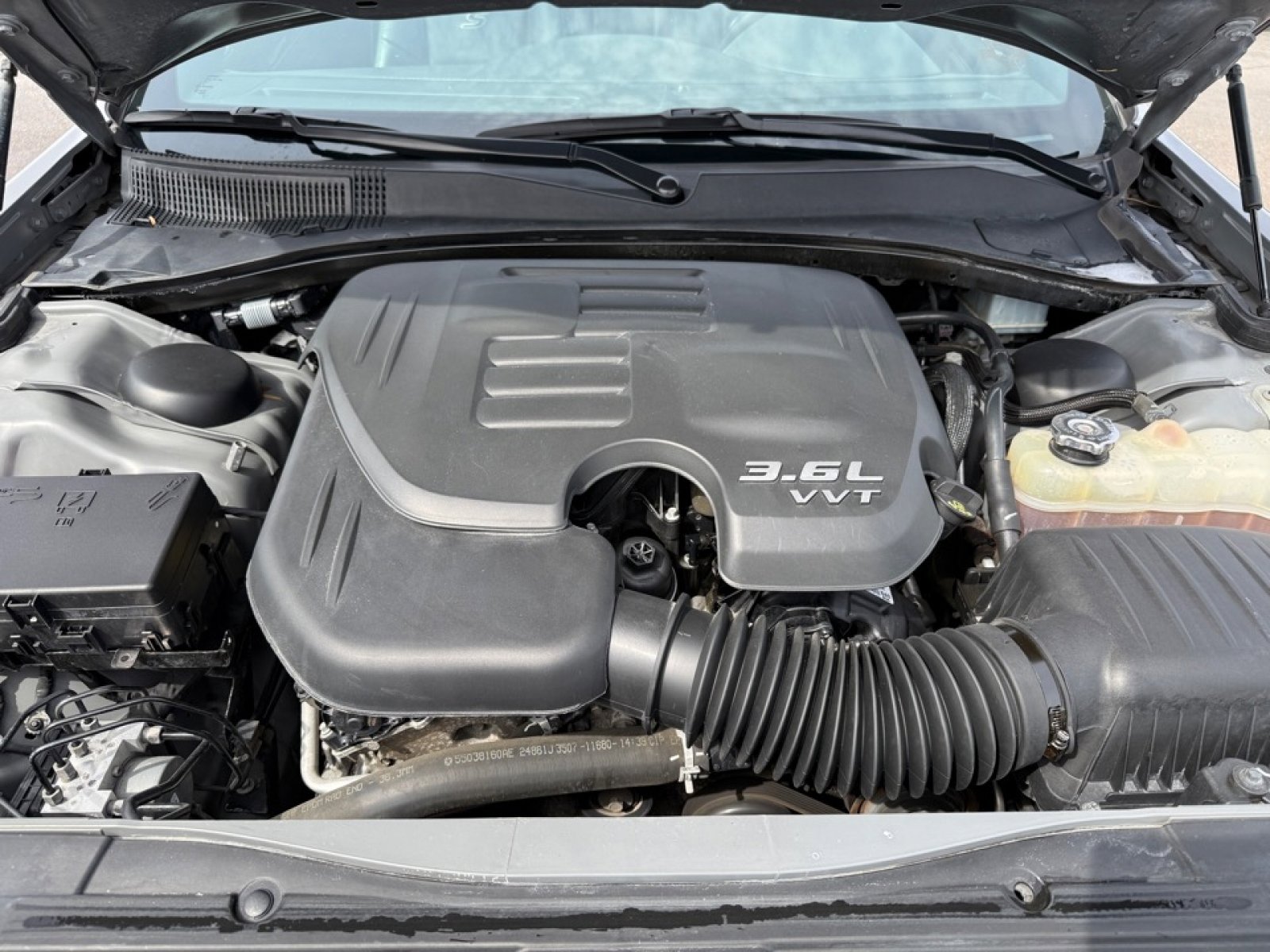 Used 2018 Chrysler 300 S w/ 300S Premium Group image 37