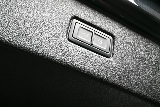 New 2025 Audi Q7 3.0T Premium Plus image 30