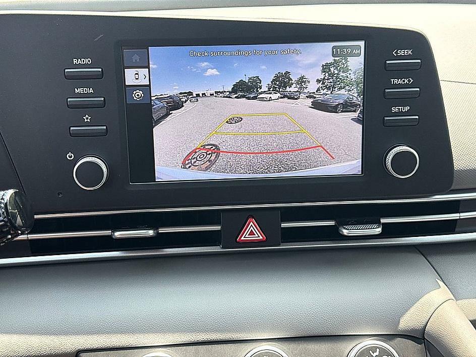 New 2026 Hyundai Elantra SE FWD image 10