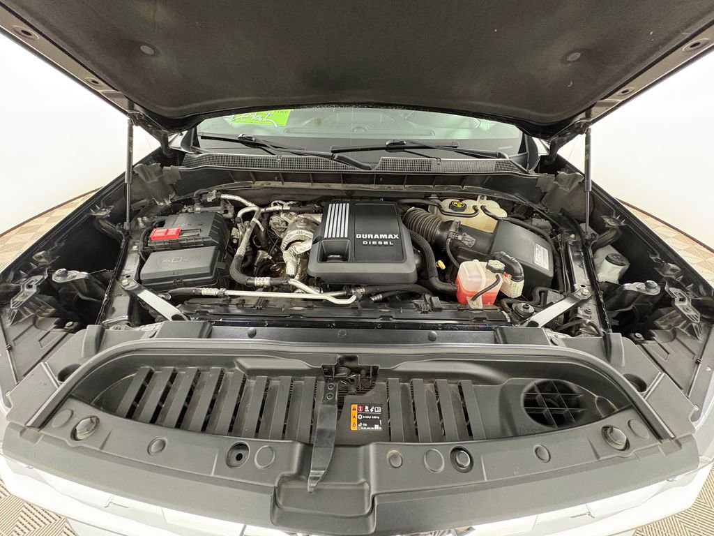 Used 2020 Chevrolet Silverado 1500 LTZ AWD/4WD image 22
