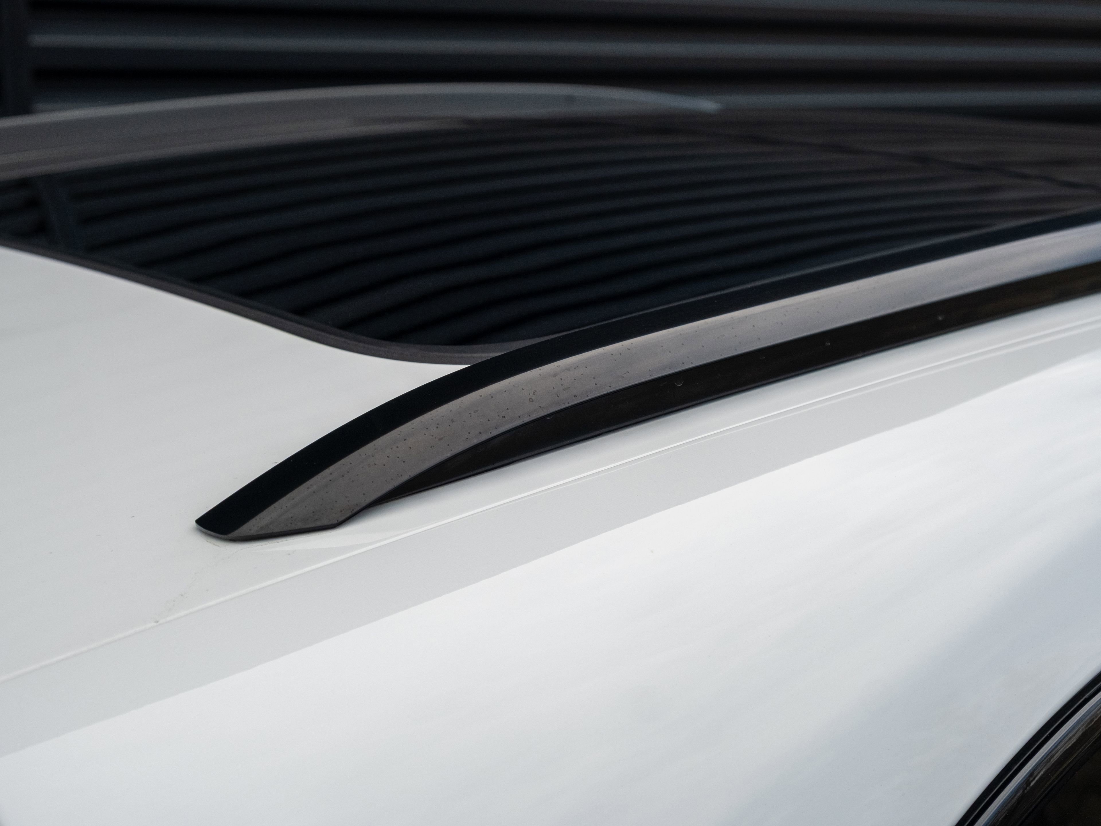 Certified 2025 Porsche Macan image 42