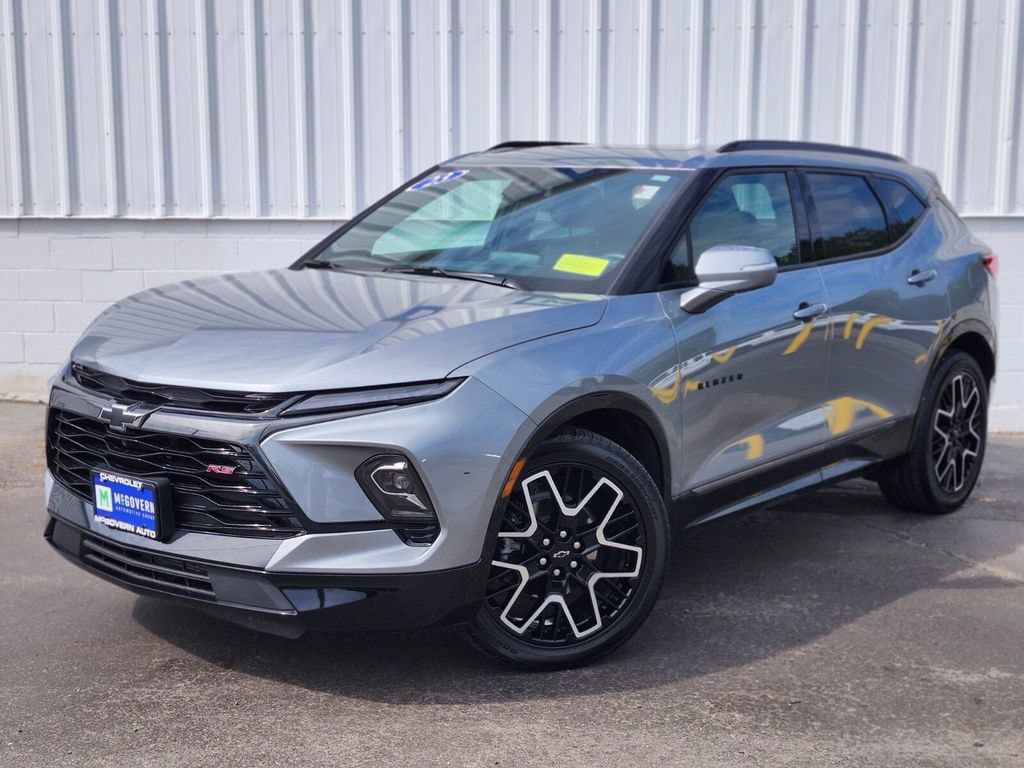Used 2023 Chevrolet Blazer RS w/ Driver Confidence II Package AWD/4WD video 1