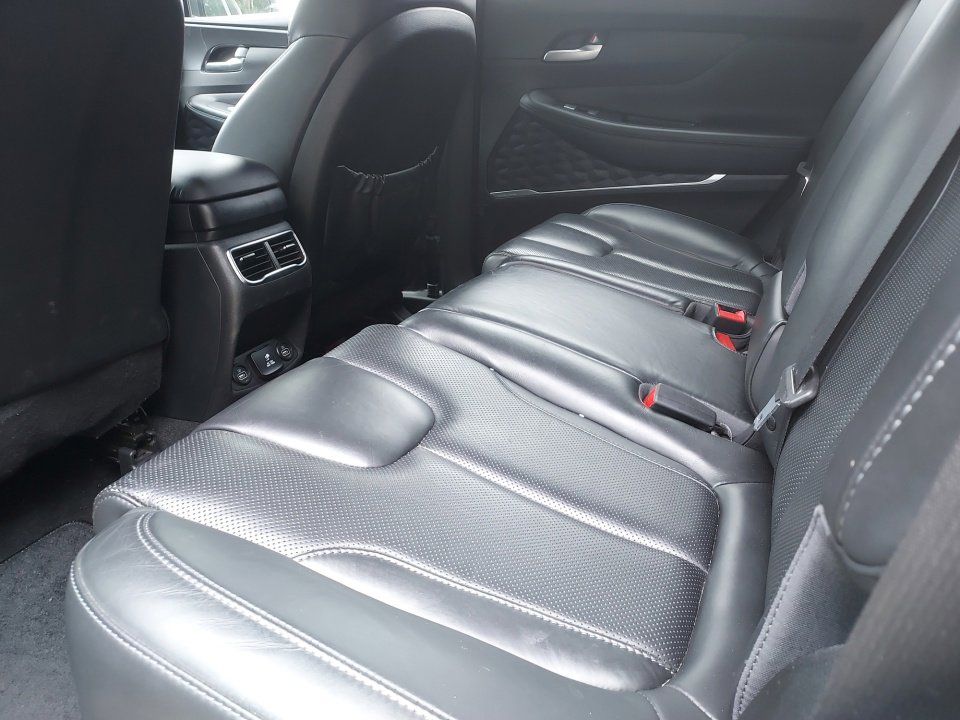 Used 2022 Hyundai Santa Fe Calligraphy image 16