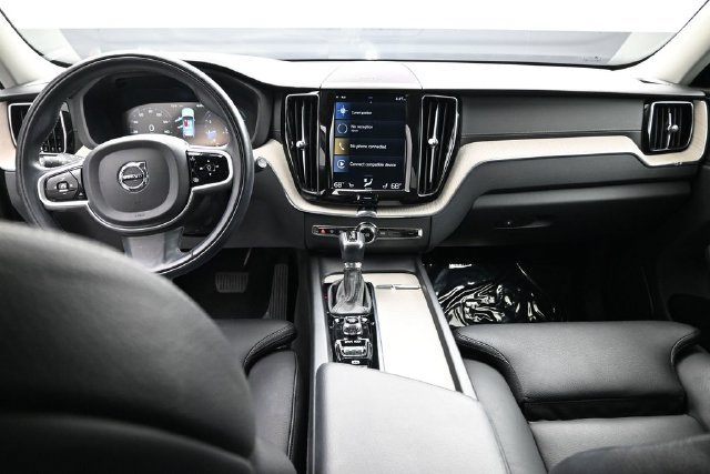 Used 2020 Volvo XC60 T5 Inscription w/ Protection Package Premier AWD/4WD image 14
