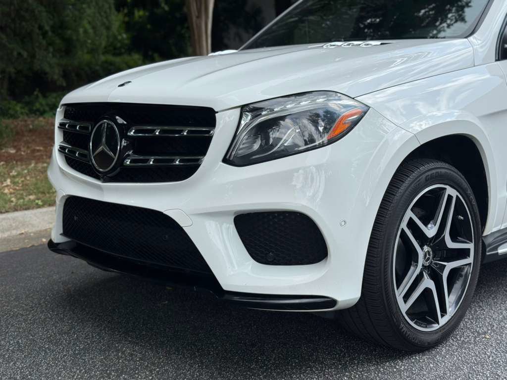 Used 2018 Mercedes-Benz GLS 550 4MATIC image 7