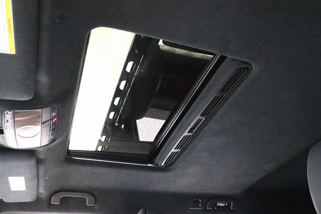 Used 2022 Mercedes-Benz G 550 G 550 image 10