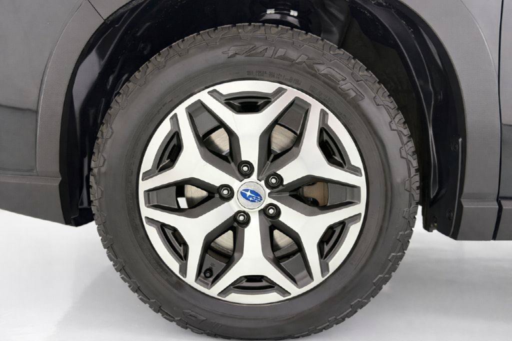 Used 2019 Subaru Forester Premium w/ All-Weather Package AWD/4WD image 27