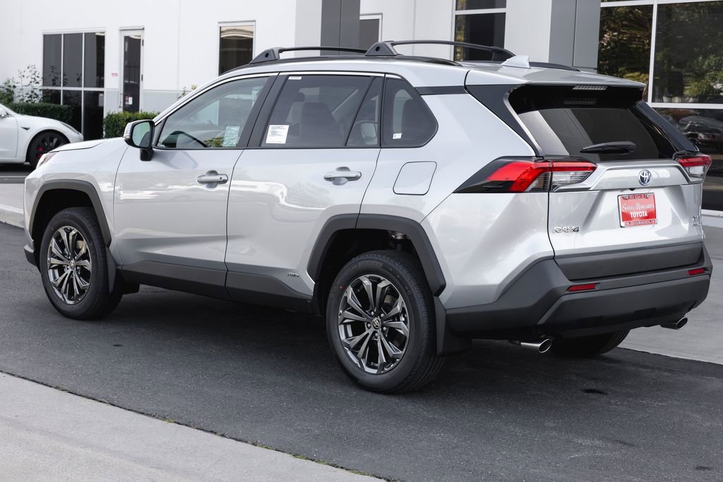 New 2025 Toyota RAV4 XLE image 6