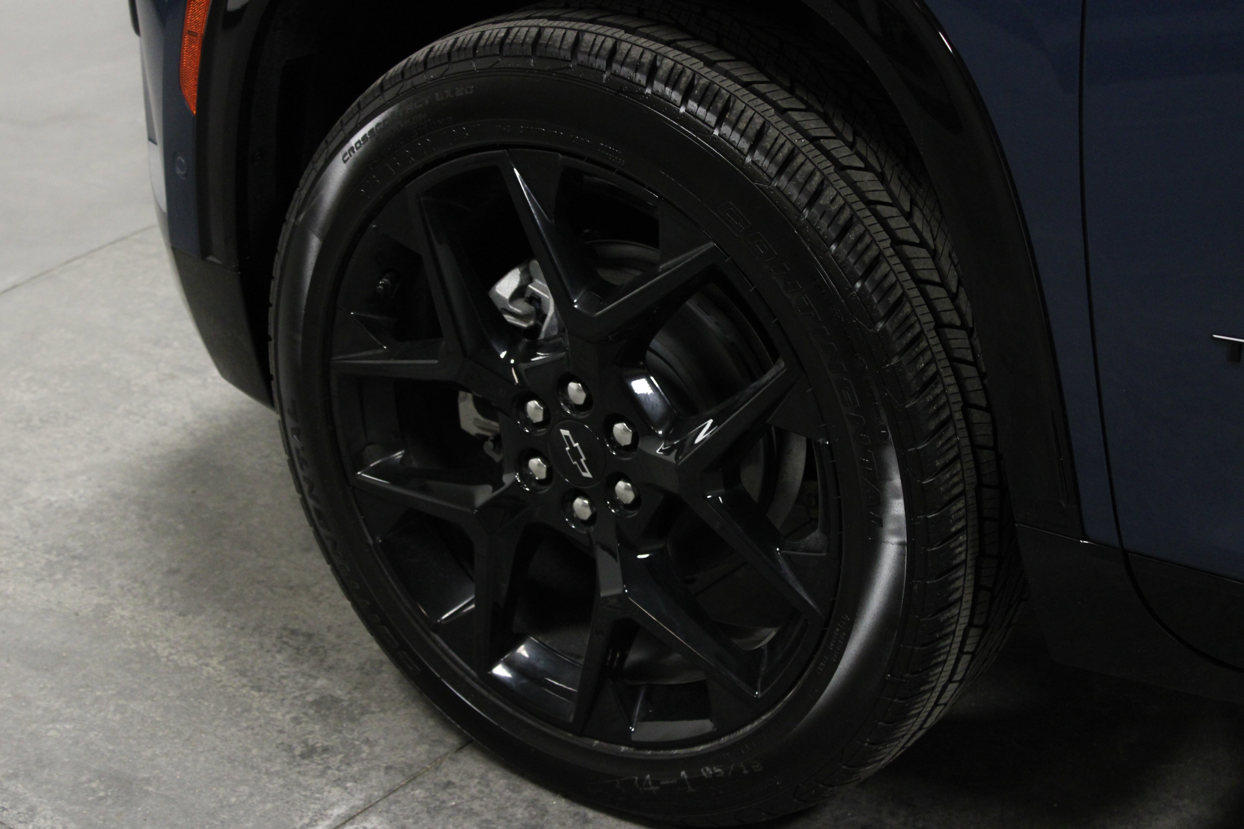 Used 2025 Chevrolet Traverse RS w/ LPO, Floor Liner Package image 10