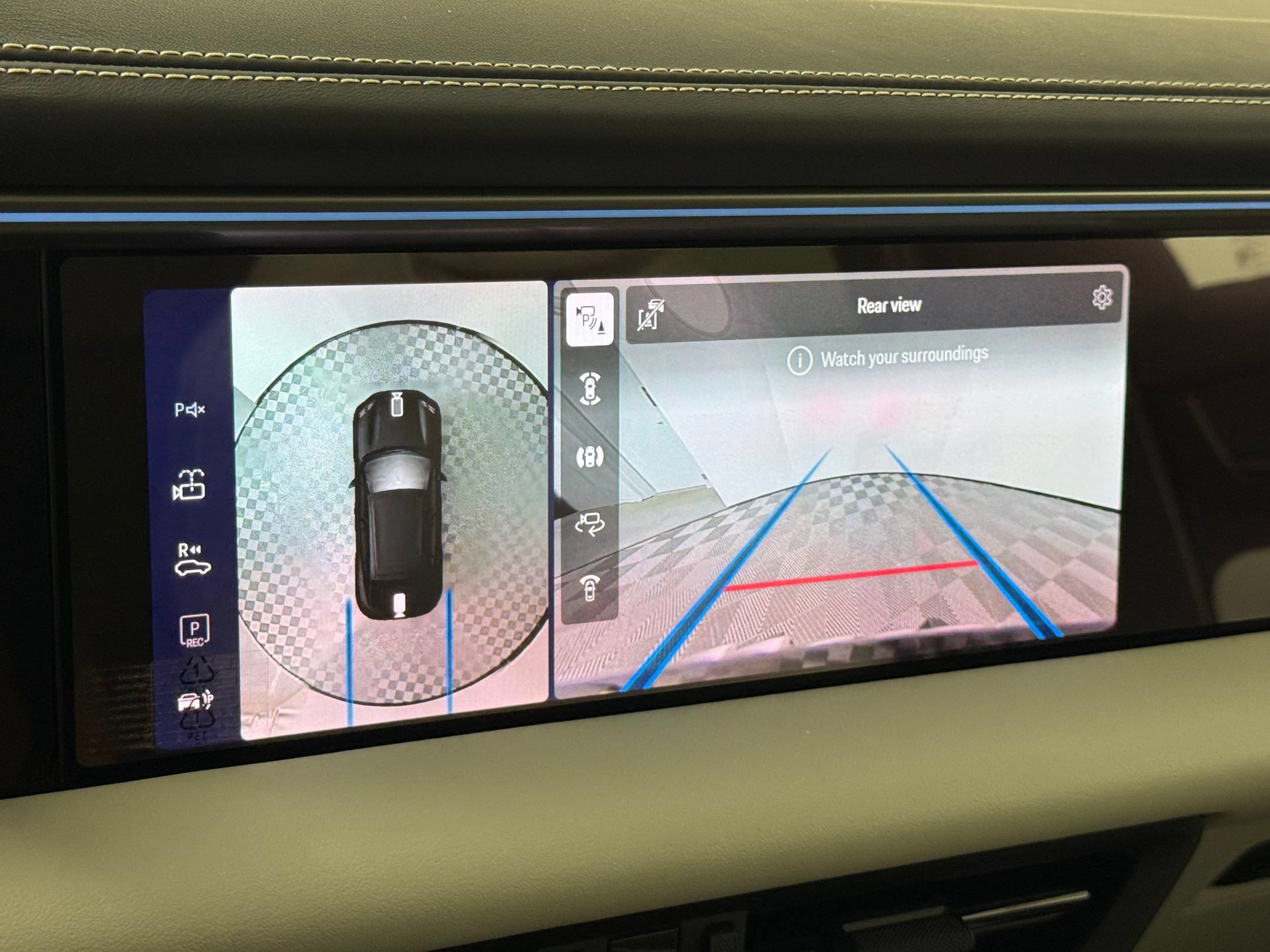 Certified 2026 Porsche Macan Electric RWD image 21