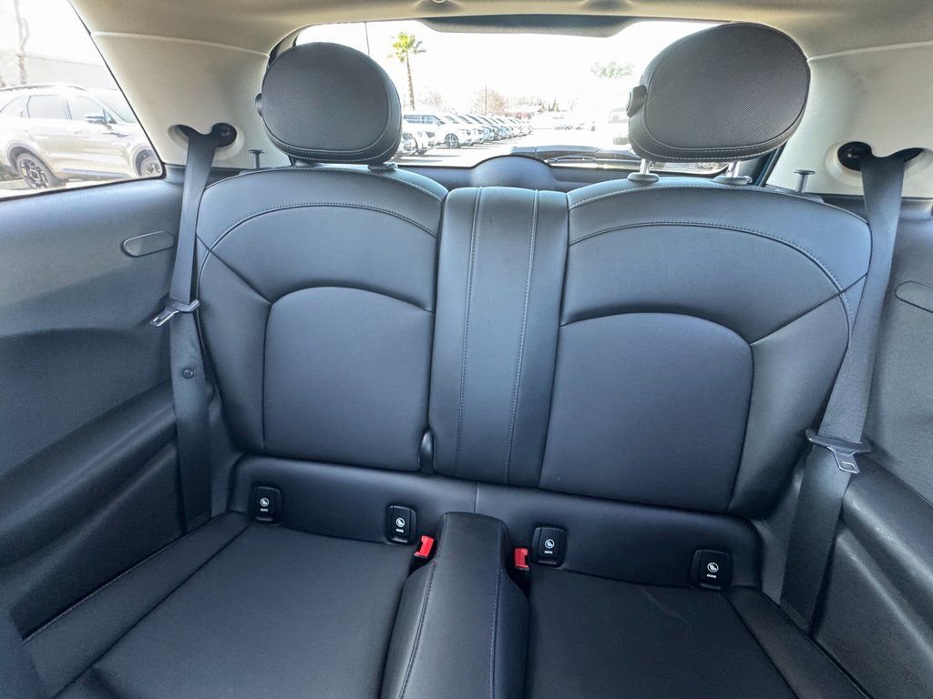 Used 2015 MINI Cooper 2-Door Hardtop image 14