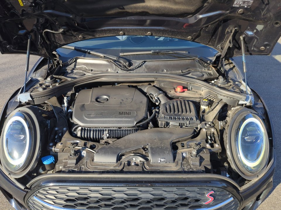 Used 2022 MINI Cooper Clubman S image 16