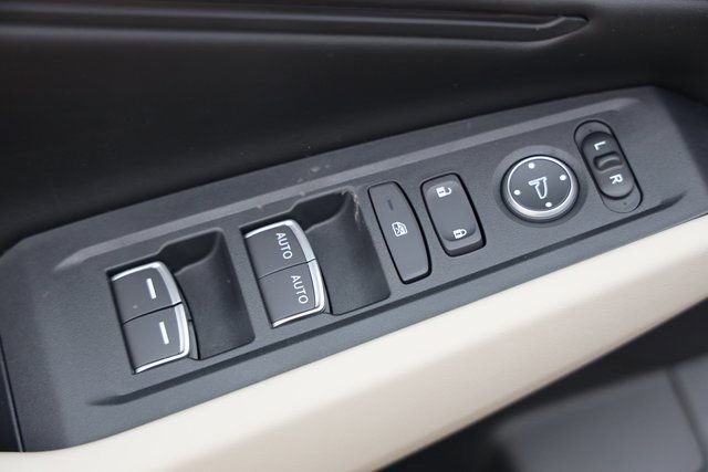 New 2025 Honda Accord SE image 17