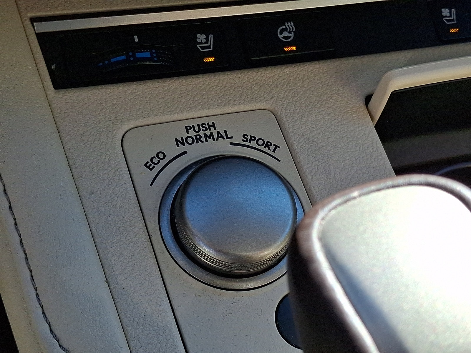 Used 2018 Lexus ES 350 w/ Navigation System Package FWD image 27