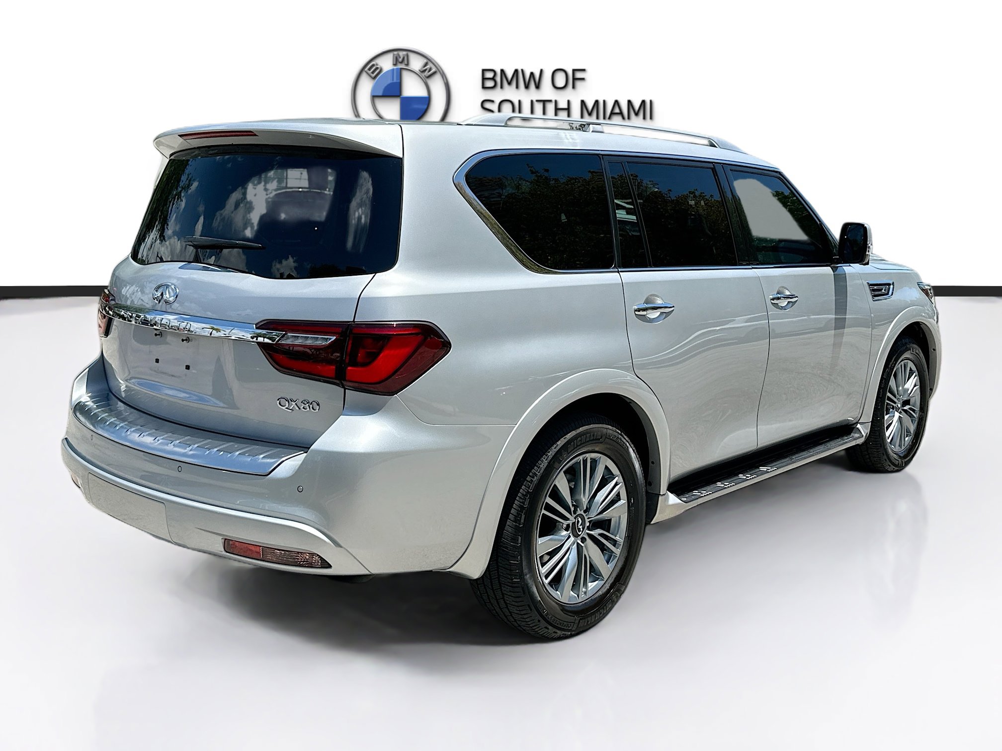 Used 2022 INFINITI QX80 Luxe w/ Cargo Package RWD image 7
