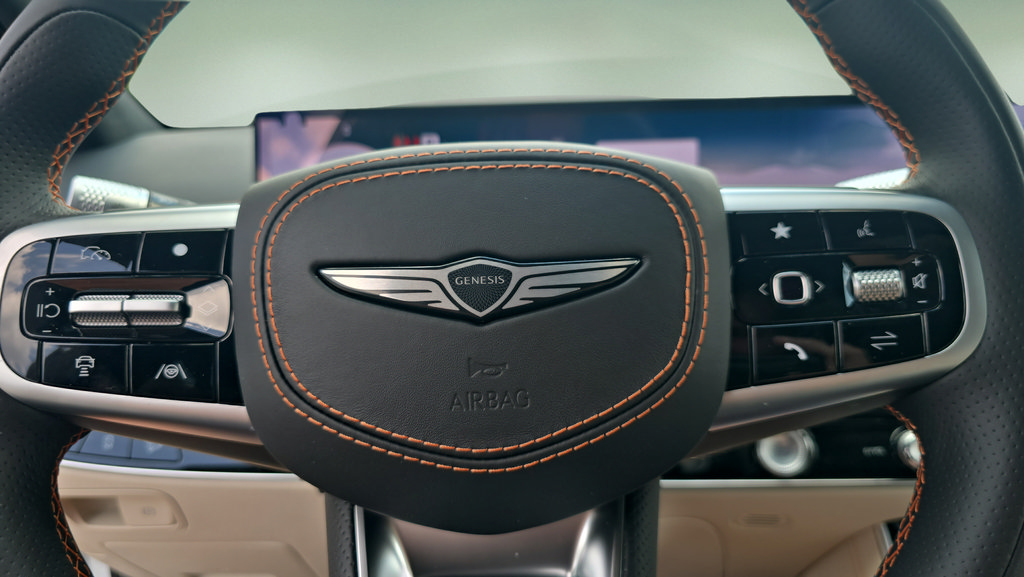 New 2026 Genesis GV70 3.5T Sport Prestige AWD/4WD image 17