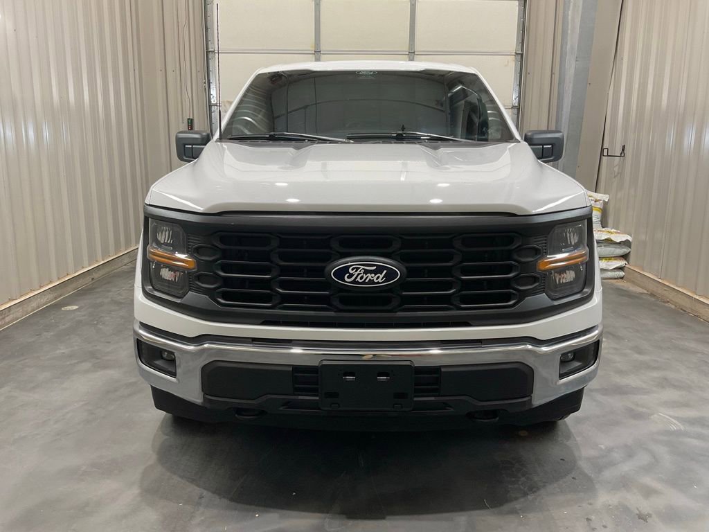 Used 2025 Ford F150 XL w/ Equipment Group 103A High AWD/4WD image 2