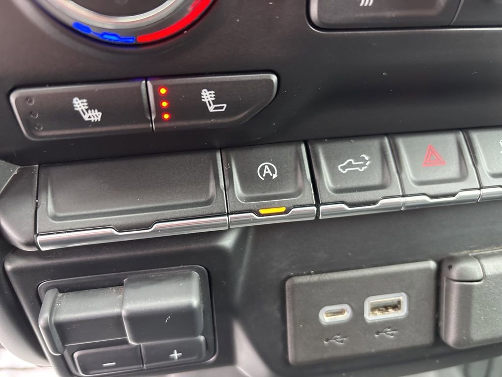 Used 2021 Chevrolet Silverado 1500 RST image 24