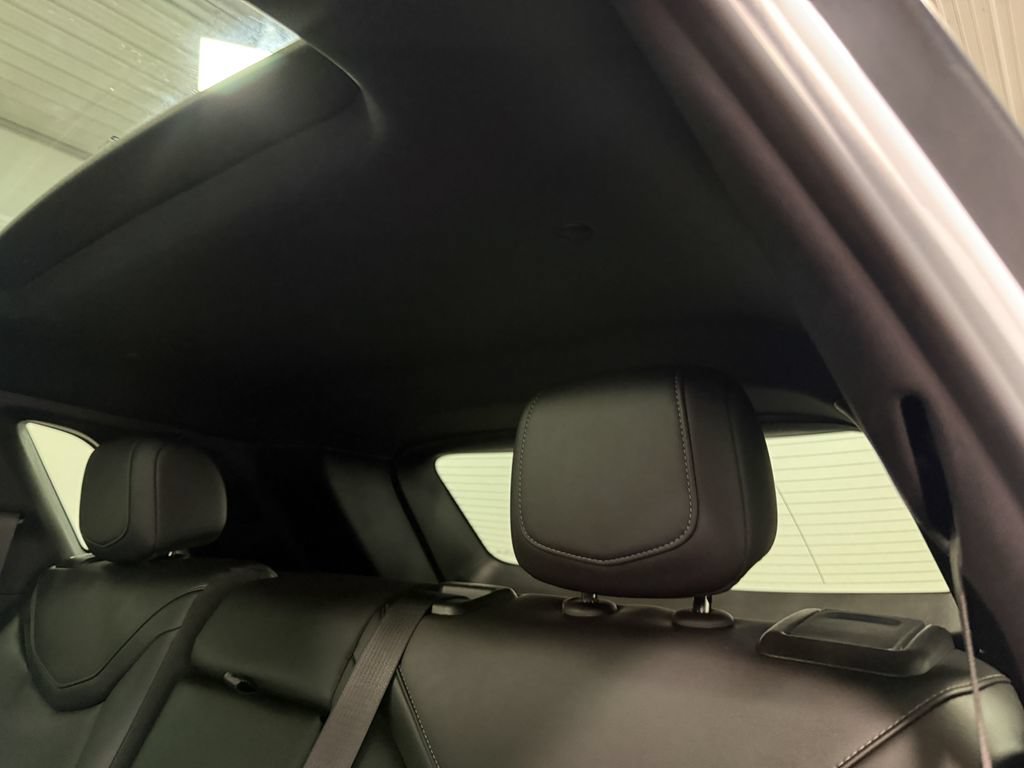 Used 2024 Cadillac XT5 Sportv AWD/4WD image 9