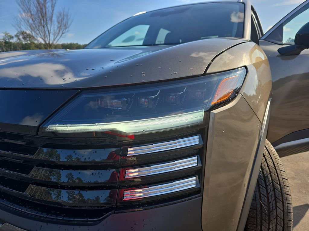 New 2026 Nissan Kicks SV w/ SV Premium Package image 33