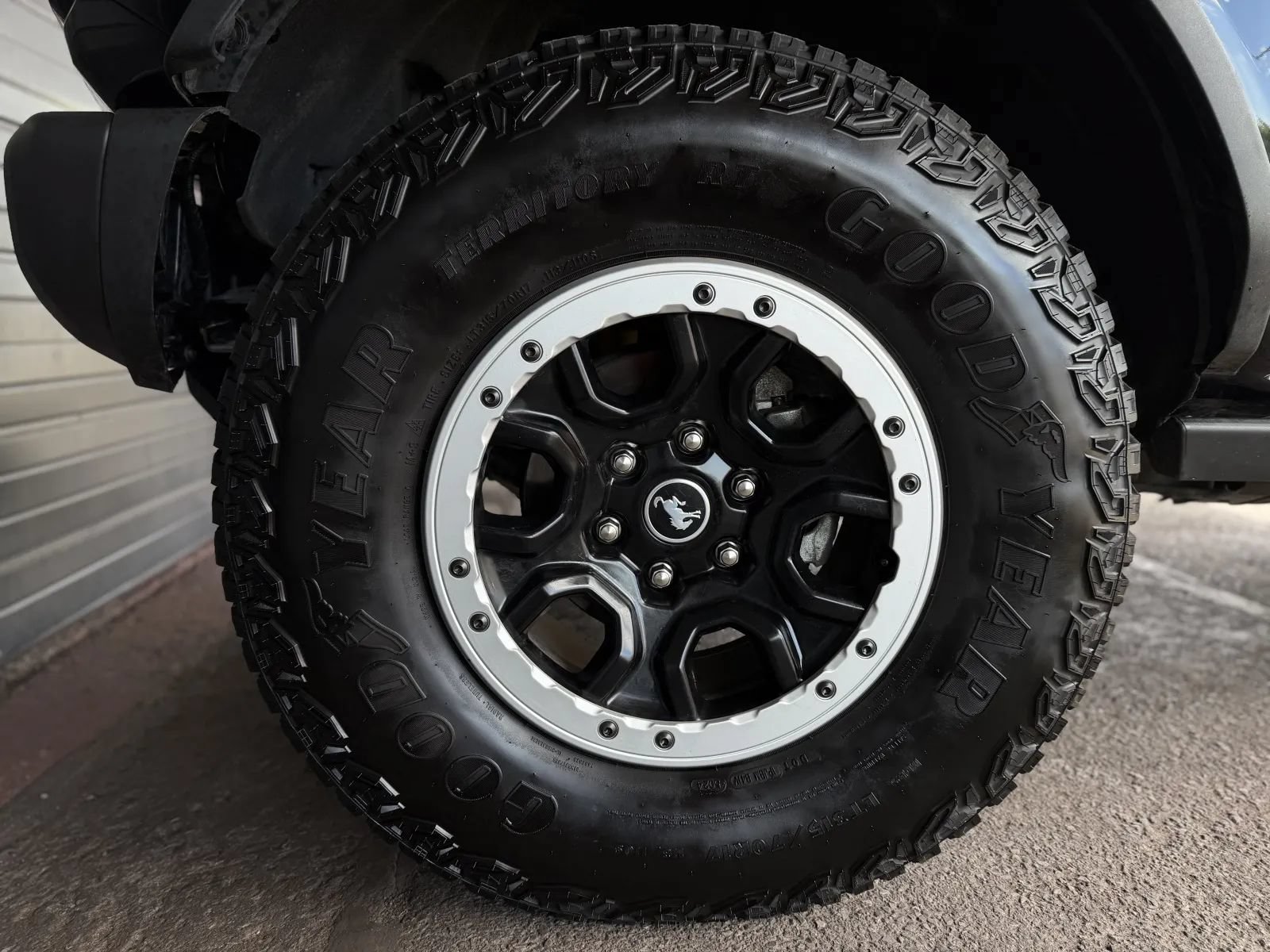 Used 2025 Ford Bronco Badlands AWD/4WD image 46
