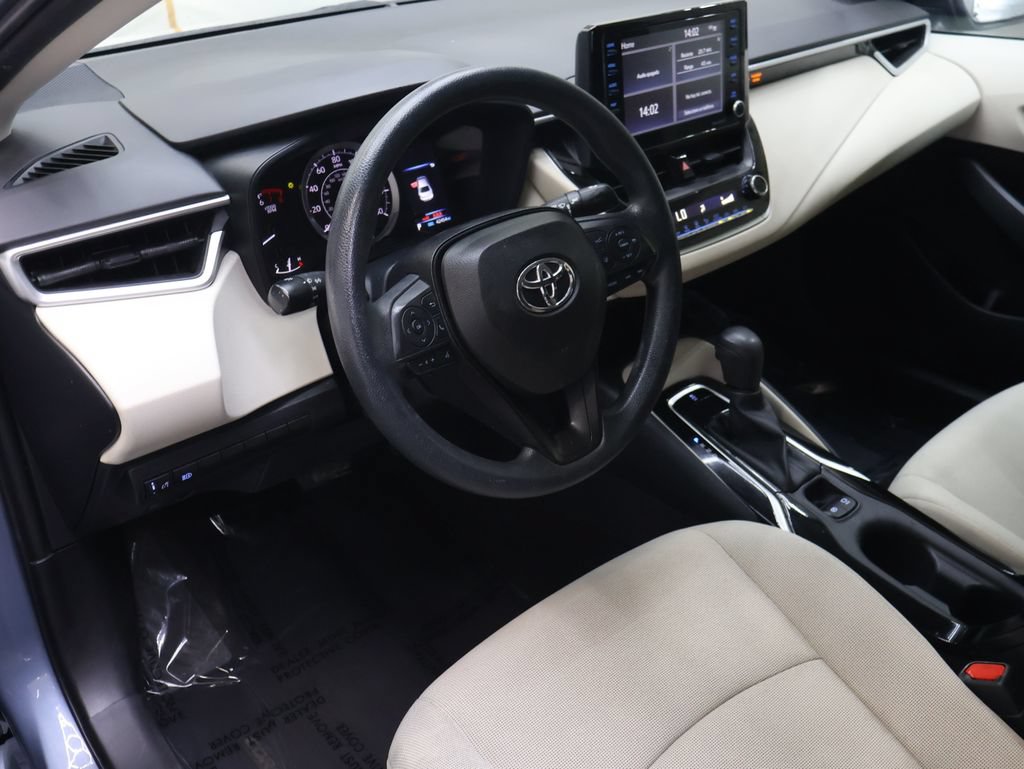 Used 2022 Toyota Corolla LE FWD image 17