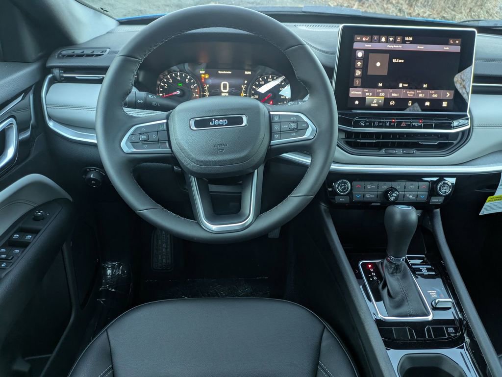 New 2026 Jeep Compass Limited AWD/4WD image 14