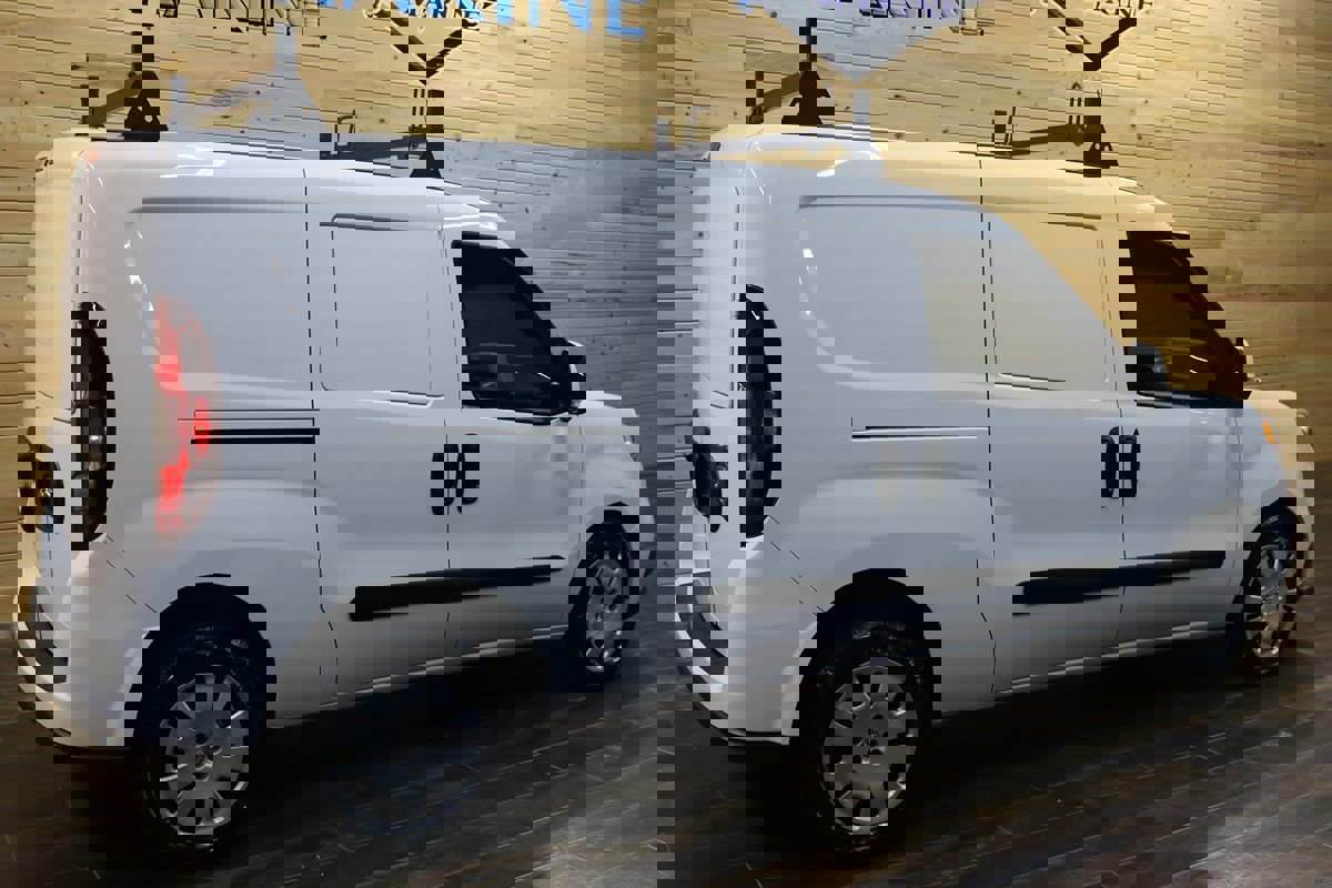 Used 2021 RAM ProMaster City Tradesman SLT image 5