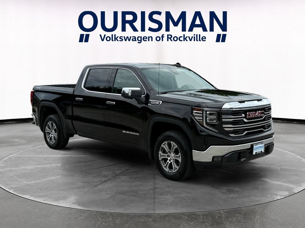 Used 2024 GMC Sierra 1500 SLT AWD/4WD image 1
